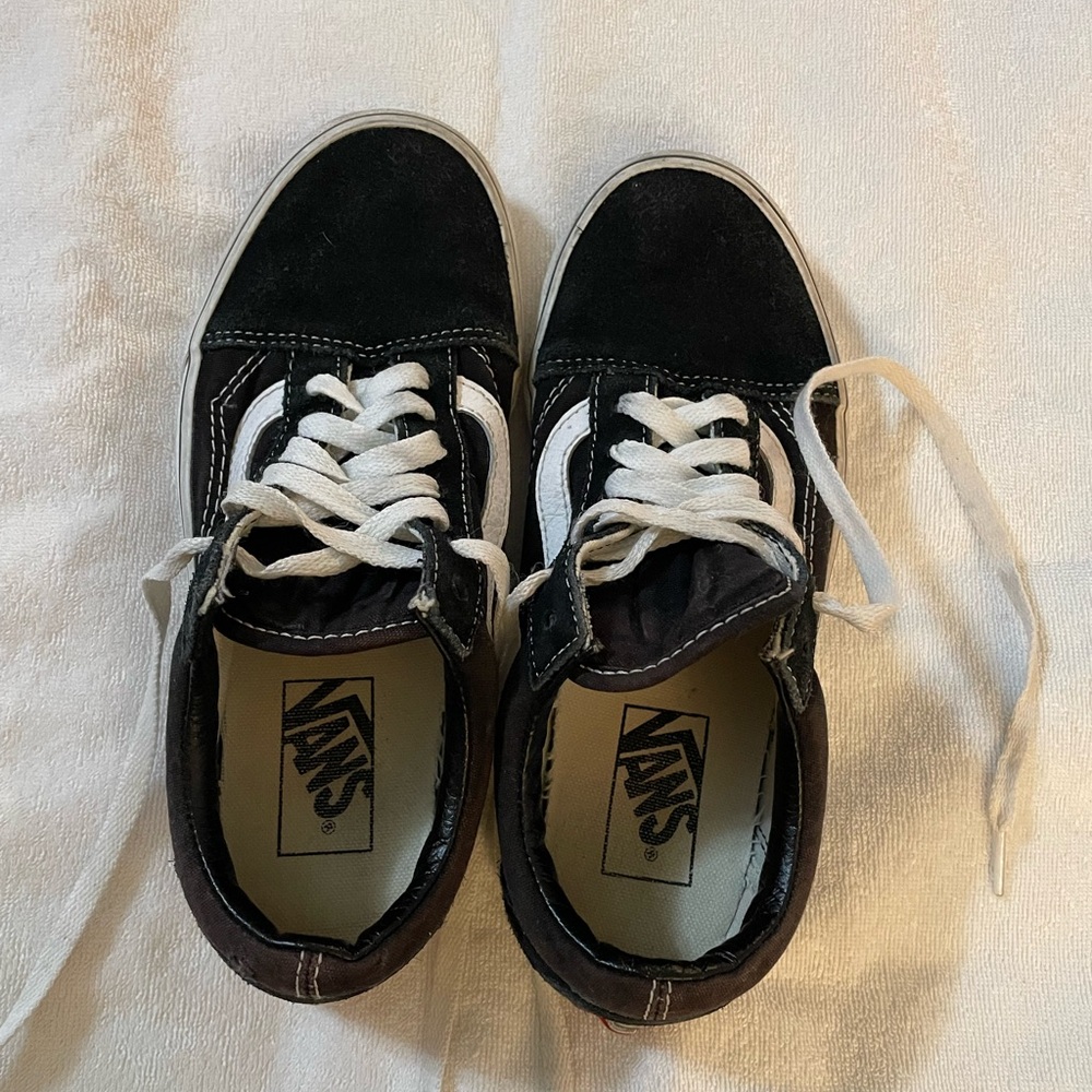 Vans Old Skool skateboard shoes